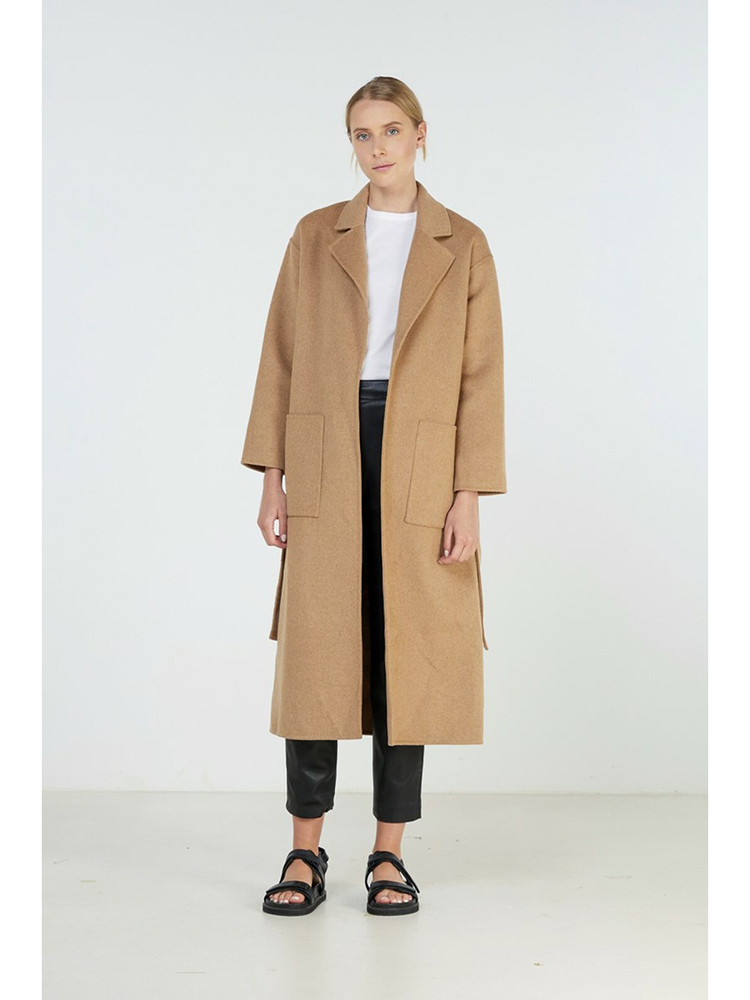 Elka Collective | FORM COAT - Thyme Clothing