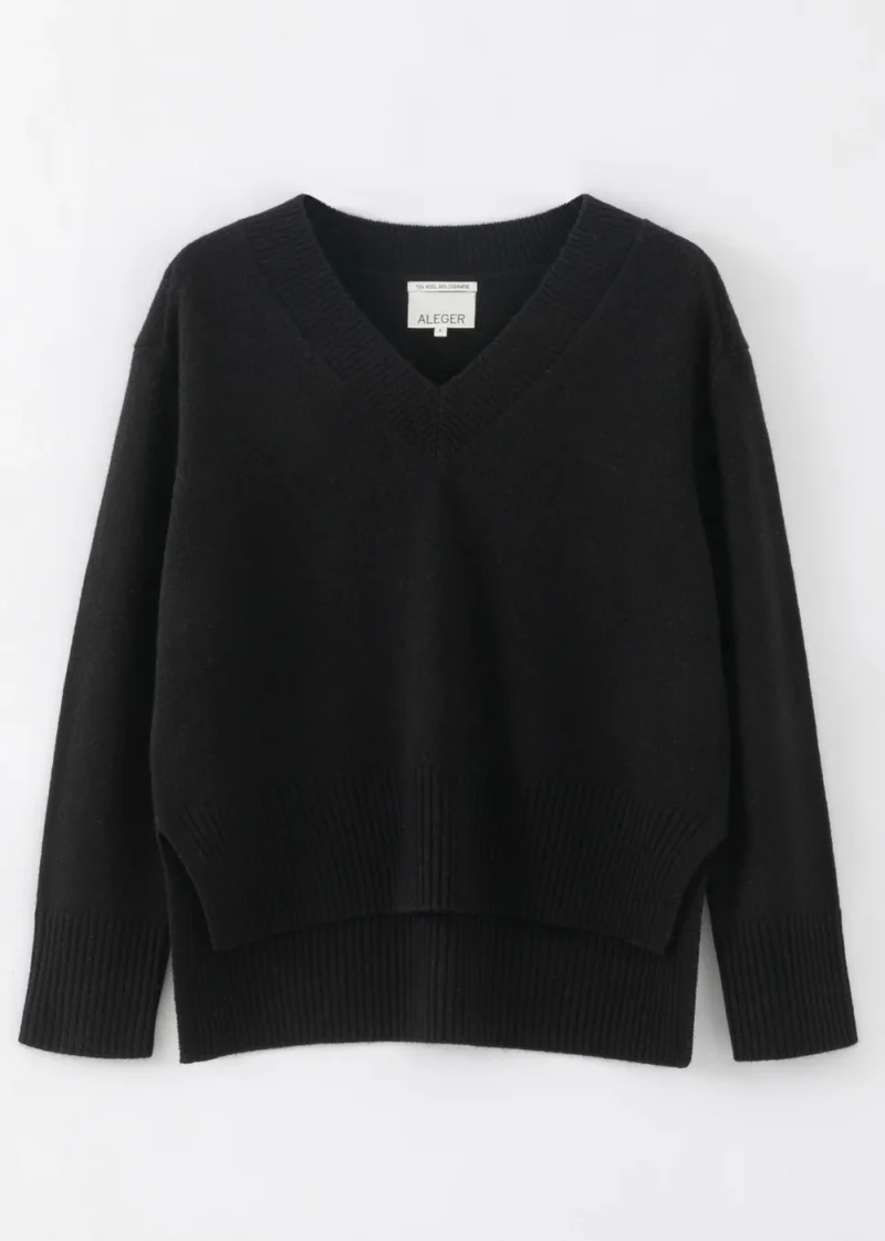 Aleger Cashmere Blend Oversized V Neck Sweater N.136 Black